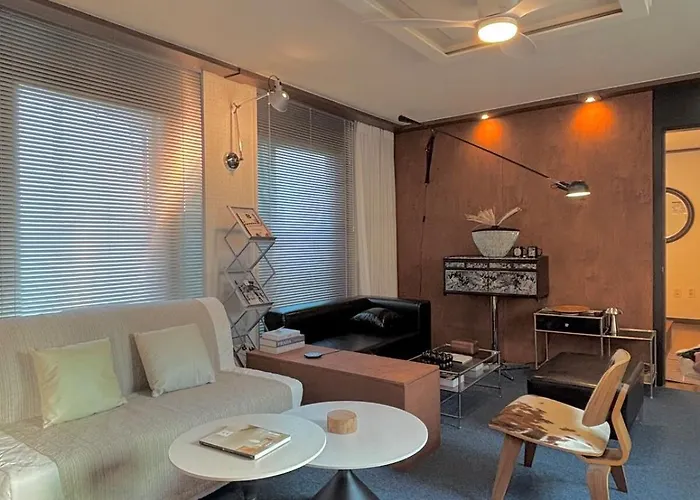 6 Beds 2 Toilet 6 Minutes On Foot Dongdaemun Dongmyo Seongsu * Seoul